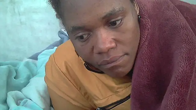 Snapshot of sexythae32 chatting on September 2025 04:23:01 AM sexythae32 online show from September 2025 04:23:01 AM