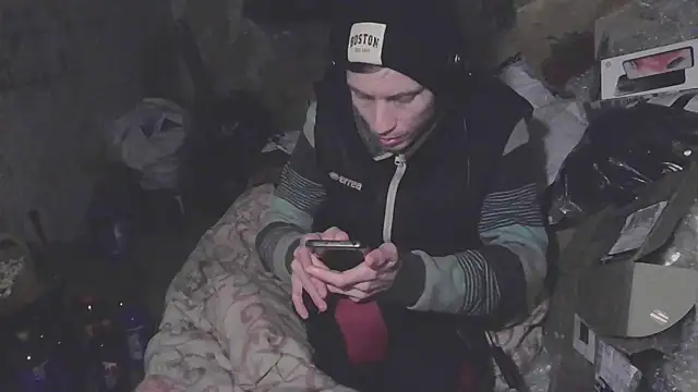 Snapshot of makarov1993 chatting on January 2026 08:43:02 PM makarov1993 online show from January 2026 08:43:02 PM