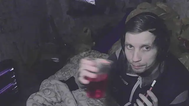 Snapshot of makarov1993 chatting on February 2026 03:10:02 PM makarov1993 online show from February 2026 03:10:02 PM