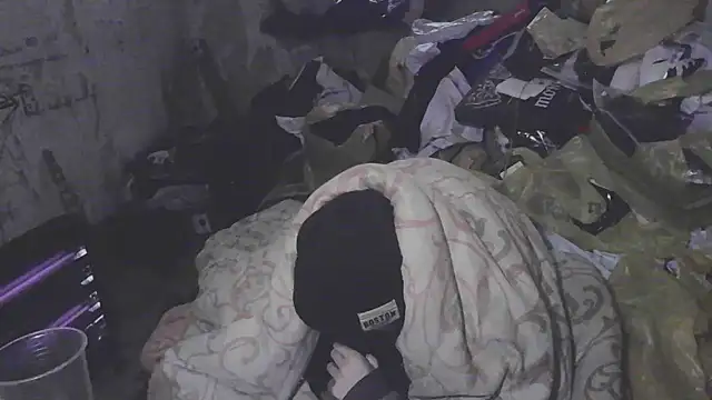 Snapshot of makarov1993 chatting on February 2026 12:44:02 PM makarov1993 online show from February 2026 12:44:02 PM