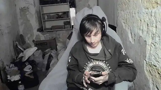 Snapshot of makarov1993 chatting on July 2026 01:32:01 PM makarov1993 online show from July 2026 01:32:01 PM