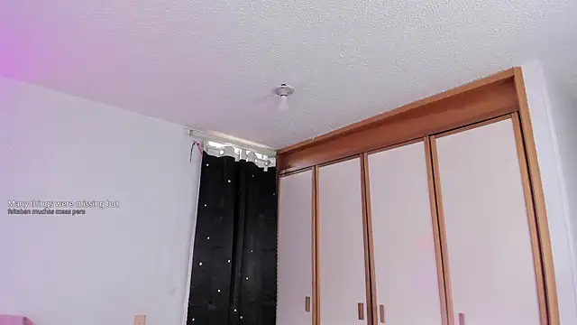 Snapshot of Londonttipton chatting on October 2025 03:31:02 PM Londonttipton online show from October 2025 03:31:02 PM