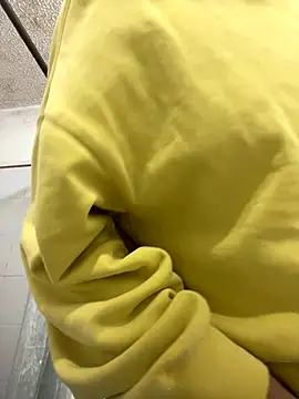 Michaell Spinelly online show from November 2025 01:31:01 PM