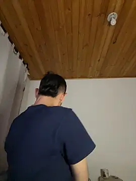 Michaell Spinelly online show from December 2025 04:20:03 AM