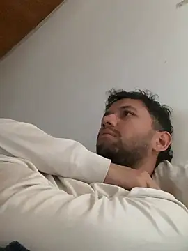 Michaell Spinelly online show from June 2026 08:42:01 PM