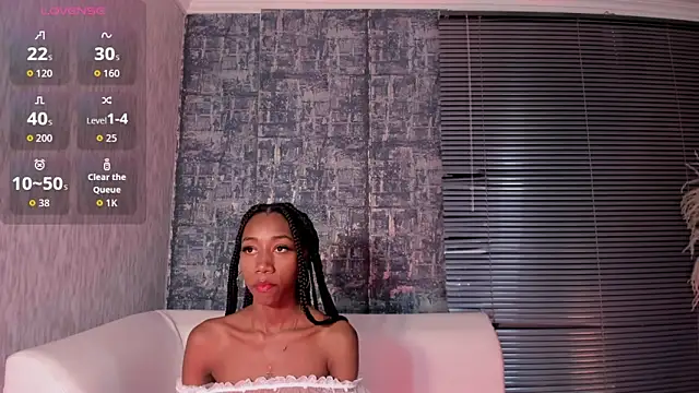 Snapshot of NathalyLeen chatting on October 2025 08:52:01 PM NathalyLeen online show from October 2025 08:52:01 PM