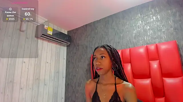 Snapshot of NathalyLeen chatting on November 2025 10:52:01 PM NathalyLeen online show from November 2025 10:52:01 PM