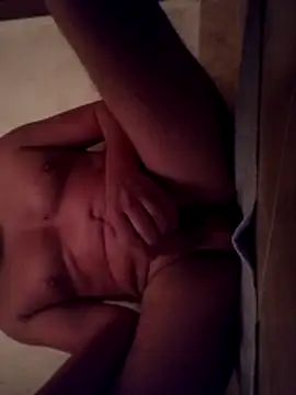 Vogliogodere123 online show from April 2026 06:09:01 PM