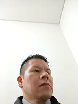 Manu0586 online show from October 2025 01:38:01 AM