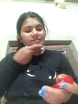 Snapshot of couple_71 chatting on December 2025 06:08:02 AM couple 71 online show from December 2025 06:08:02 AM