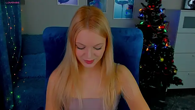 Snapshot of KatherineePierce chatting on December 2025 04:46:02 PM KatherineePierce online show from December 2025 04:46:02 PM