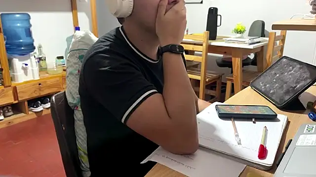 Haustin202 online show from November 2025 11:04:02 PM