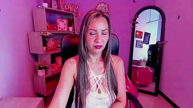 Snapshot of Stefy_Zea chatting on November 2025 06:20:01 PM Stefy Zea online show from November 2025 06:20:01 PM