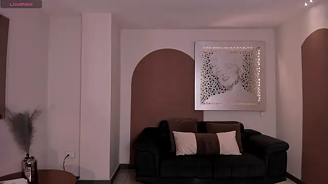 SarahYates online show from March 2026 04:07:02 AM