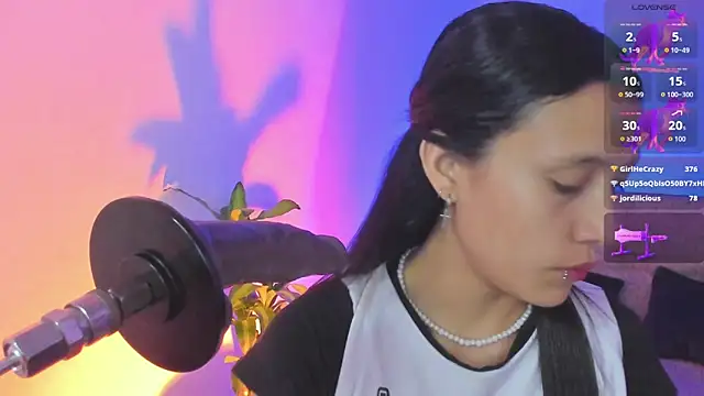 alicemoon   online show from November 2025 10:21:01 AM