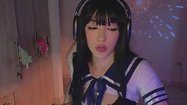 Snapshot of Moonlightt_21 chatting on February 2026 09:57:01 PM Moonlightt 21 online show from February 2026 09:57:01 PM