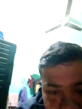 Snapshot of CatchingBouquet chatting on November 2025 01:34:01 PM CatchingBouquet online show from November 2025 01:34:01 PM