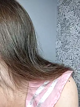 Olivia OliV online show from June 2026 12:59:01 AM
