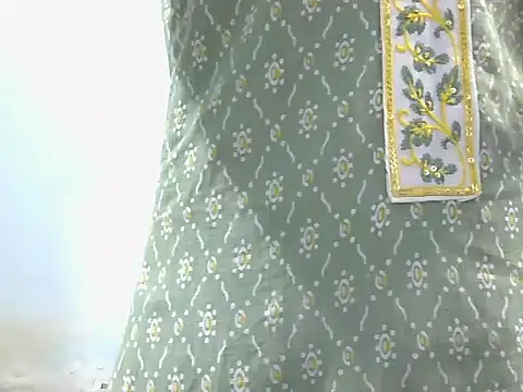 Snapshot of Aarti_misty71 chatting on December 2025 05:35:01 AM Aarti misty71 online show from December 2025 05:35:01 AM