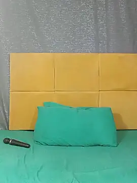 HugeTitisxx online show from June 2026 07:58:02 AM