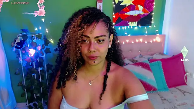 Snapshot of katherinnyazz chatting on September 2025 03:08:01 AM katherinnyazz online show from September 2025 03:08:01 AM