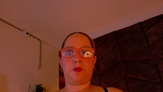 JenaCooper  online show from November 2025 02:44:01 AM