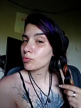 Snapshot of Darkw1tch chatting on November 2025 08:55:01 PM Darkw1tch online show from November 2025 08:55:01 PM