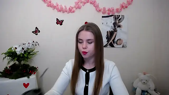 OceanicDawn online show from March 2026 06:47:01 AM