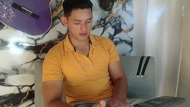 Snapshot of Hiroshi_Shen chatting on May 2026 01:38:02 PM Hiroshi Shen online show from May 2026 01:38:02 PM