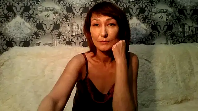 Pline1 online show from October 2025 09:28:02 PM