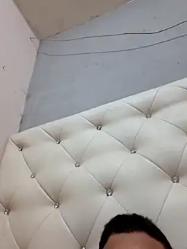 Jkenne 22 online show from December 2025 10:03:01 PM