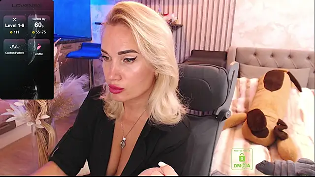 Snapshot of FreeBerryMILF chatting on July 2026 04:56:01 PM FreeBerryMILF online show from July 2026 04:56:01 PM