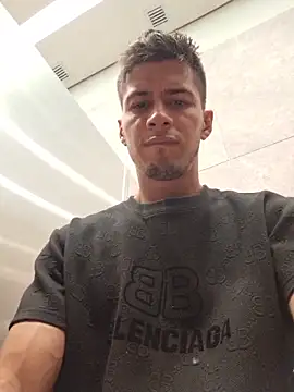 Snapshot of piterrr_hot chatting on January 2026 04:32:01 PM piterrr hot online show from January 2026 04:32:01 PM