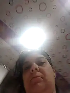 queemking online show from February 2026 08:16:01 PM