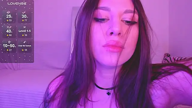 Lil Foxy9 online show from December 2025 04:02:01 PM