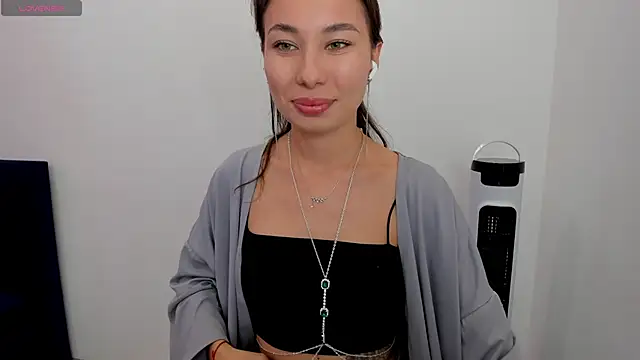 Snapshot of Kat__cat chatting on May 2026 07:13:01 AM Kat cat online show from May 2026 07:13:01 AM