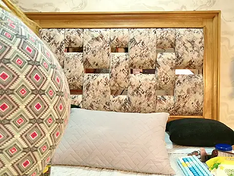 ZOLEY WATSON online show from February 2026 03:02:02 AM