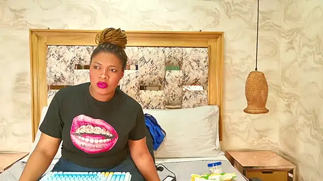 ZOLEY WATSON online show from March 2026 03:01:02 AM