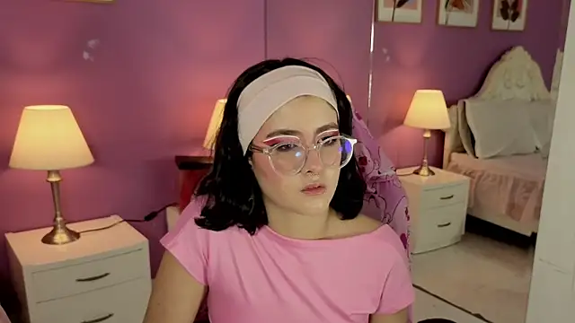 LiLLiAnderson online show from November 2025 11:44:02 AM