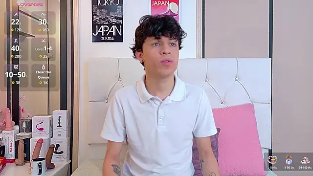 Axel  Evans online show from November 2025 12:20:01 PM