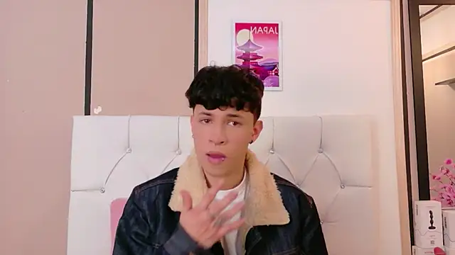 Axel  Evans online show from April 2026 01:11:01 PM