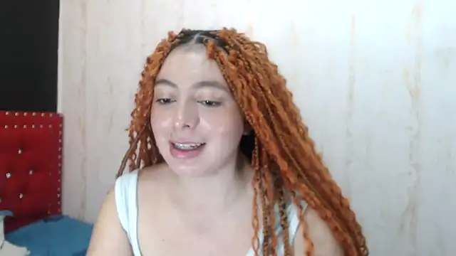 MiaKimky online show from December 2025 04:22:01 PM