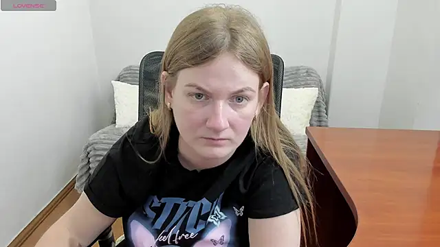 Alisha Skyes online show from December 2025 04:24:02 PM