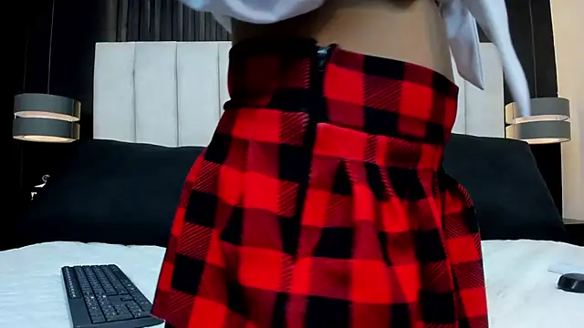 Matilda Liz online show from March 2026 01:17:01 PM