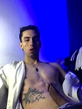 Snapshot of redmen69 chatting on October 2025 04:07:01 AM redmen69 online show from October 2025 04:07:01 AM