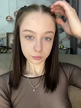 MiraXS online show from April 2026 10:18:02 PM