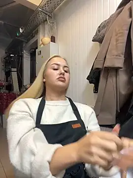 Snapshot of CandyVice chatting on September 2025 04:54:01 PM CandyVice online show from September 2025 04:54:01 PM