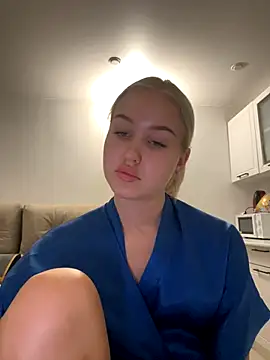 Snapshot of CandyVice chatting on November 2025 05:14:02 PM CandyVice online show from November 2025 05:14:02 PM