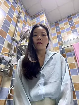 xinmeng-000 online show from December 2025 06:44:01 AM