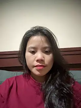 Snapshot of Bella_7777 chatting on December 2025 04:00:01 PM Bella 7777 online show from December 2025 04:00:01 PM